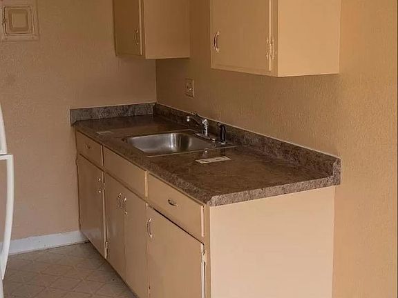 4th image of 1131 Ayala Dr #4