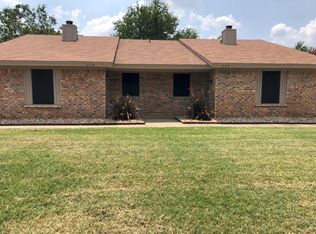 7712 Jennifer Ln, North Richland Hills, TX 76182