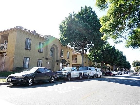 2nd image of 2936 Belgrave Ave Unit 205