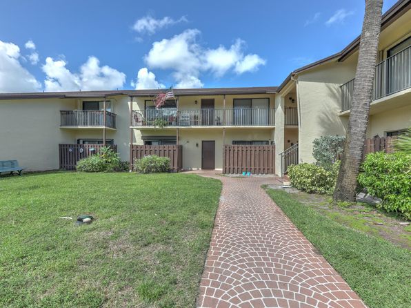 2050 Oleander Blvd APT 8-102