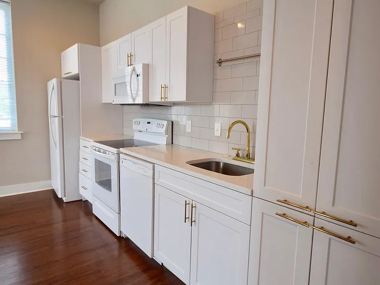Two bedroom kitchen