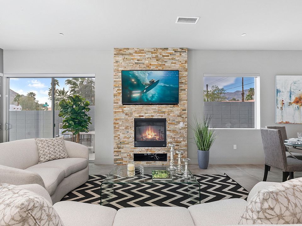1st image of 53985 Avenida Diaz