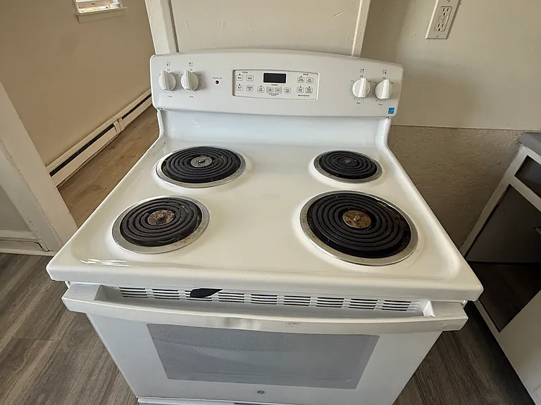 502 Oak St #4 — Photo 7