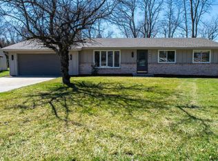107 Arbor Hill Dr, Janesville, WI 53548