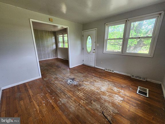 4th image of 5970 Scaggs Rd