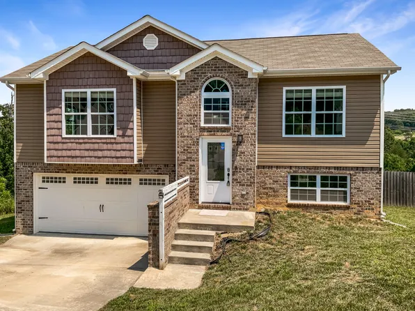 2100 Short Leaf Ln, Soddy Daisy, TN 37379