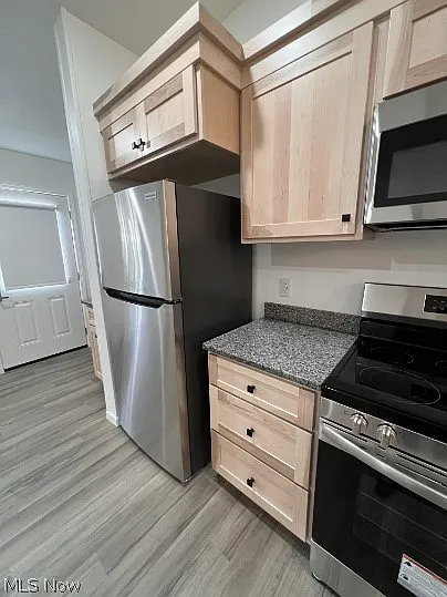 212 S Taylor — Photo 15