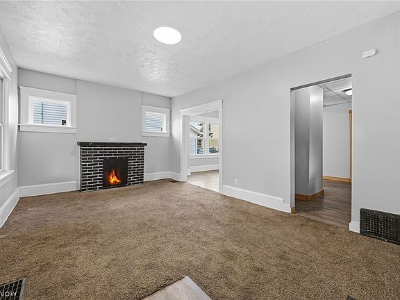 4th image of 2911 Vera Pl NW