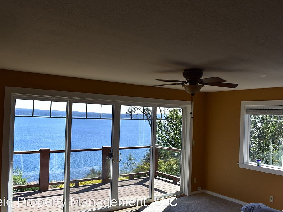 1st image of 10127 NE Shore Dr