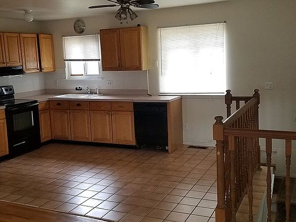 5th image of 31756 Lafler Dr