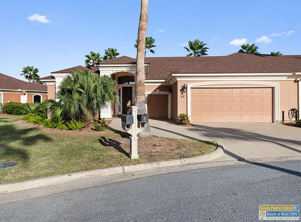 3 bed, 2.0 bath, 1643 sqft, $3,500 — Photo 2