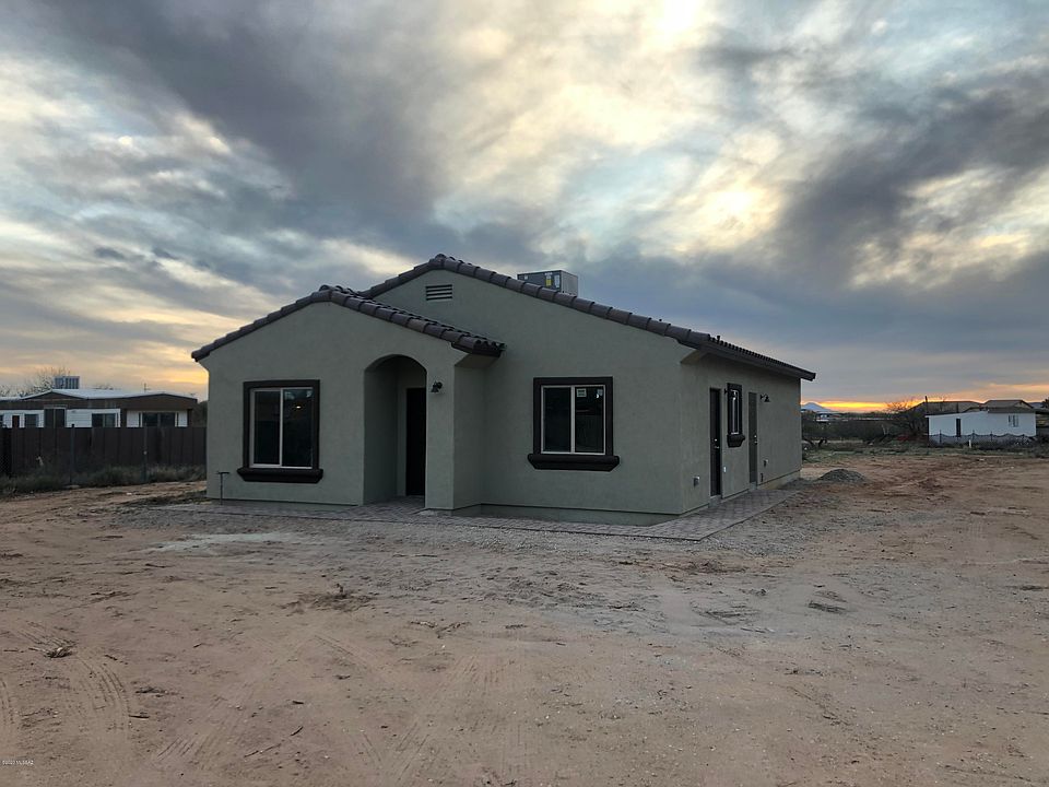 1st image of 10060 S Oak Canyon Ln