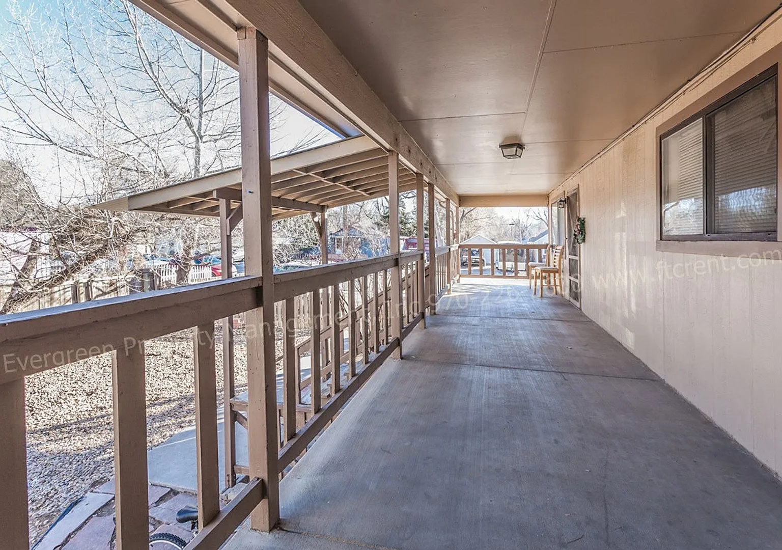 1244 Maple St — Photo 4