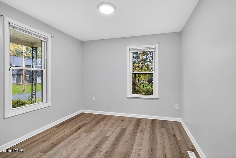 4th image of 2409 Edgewood Avenue