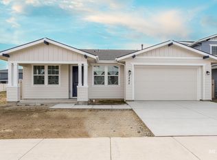 5485 W Daphne Dr, Meridian, ID 83646