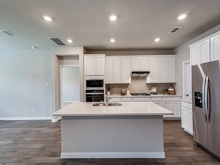 3925 Jasper Ln — Photo 5