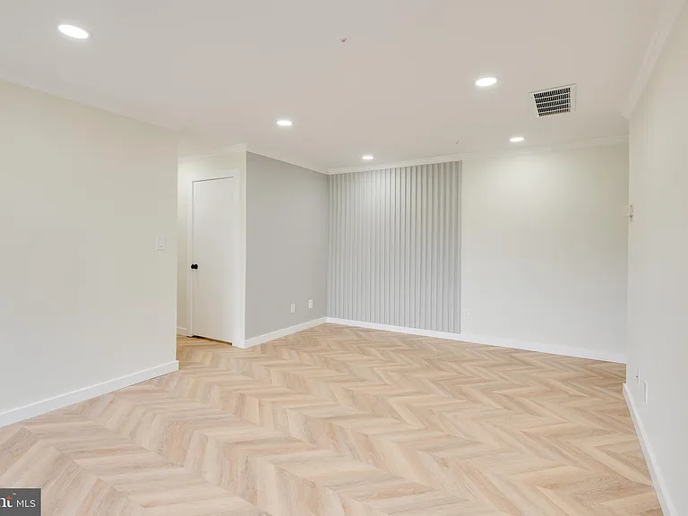 7903 Coriander Dr #203 — Photo 2