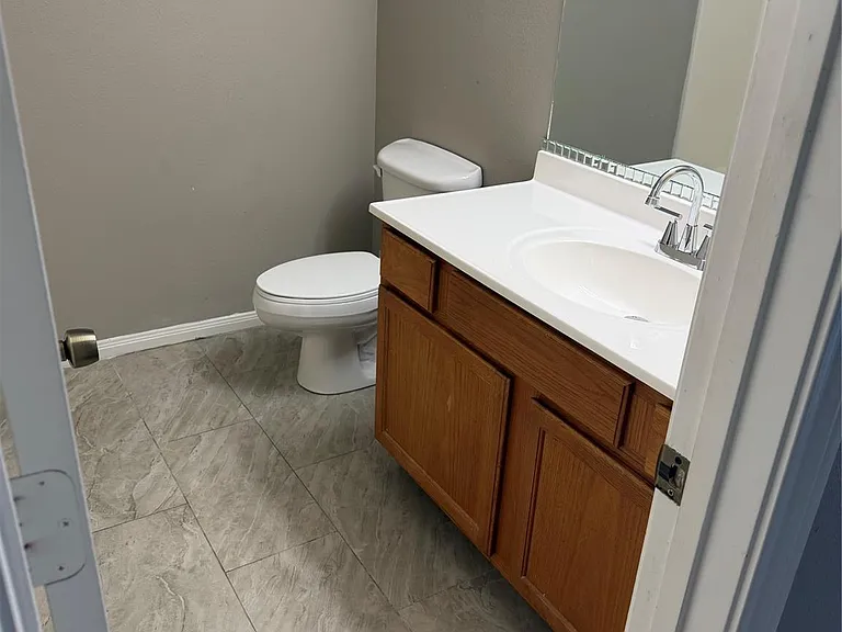 3922 Davenport St #A — Photo 18