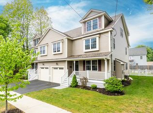 27 Pearl St #2, Wakefield, MA 01880