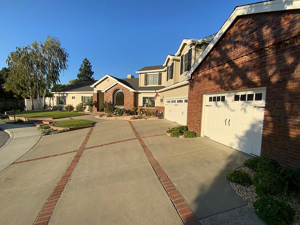 1st image of 877 Serene Ct