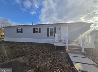 1 Laurel Ter, Quakertown, PA 18951