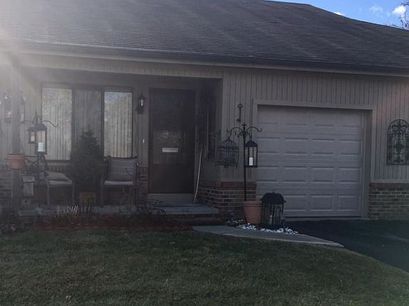 4th image of 1101 Sandusky Pl