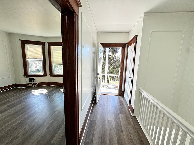 40 Lincoln Ave #2 — Photo 9