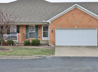 1114 Teaberry Ct, La Grange, KY 40031