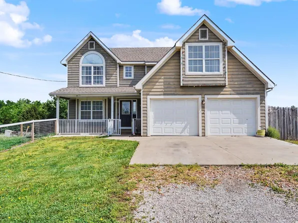 2199 Shawnee Rd, Ottawa, KS 66067