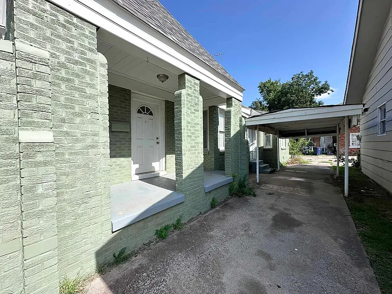 2305 NW 15th St #B — Photo 3