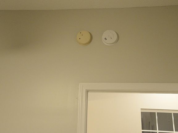 Smoke alarms in bedroom