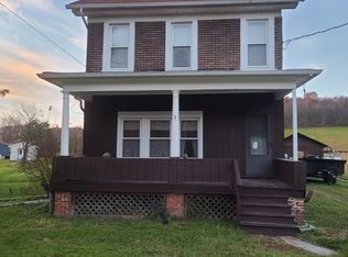 682 Lower Riggles Gap Rd, Altoona, PA 16601