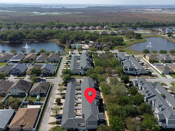 3rd image of 4621 Capital Blvd