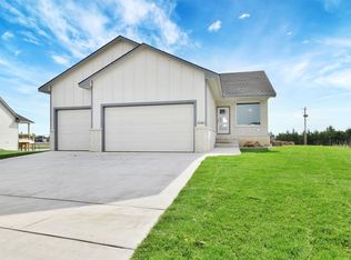 1141 W Trek Cir, Goddard, KS 67052