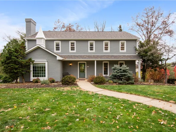 557 Harrogate Rd, Pittsburgh, PA 15241