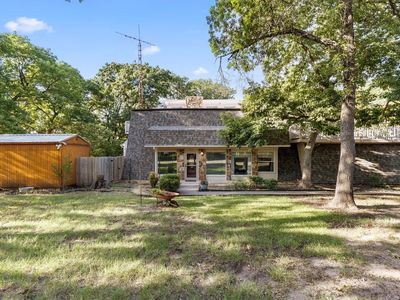 272 Raintree Rd, Bells, TX, 75414