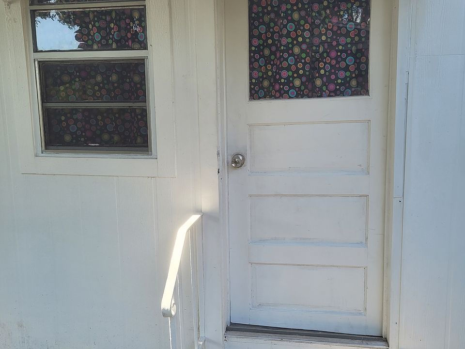 1st image of 2725 53rd Ave N APT 2