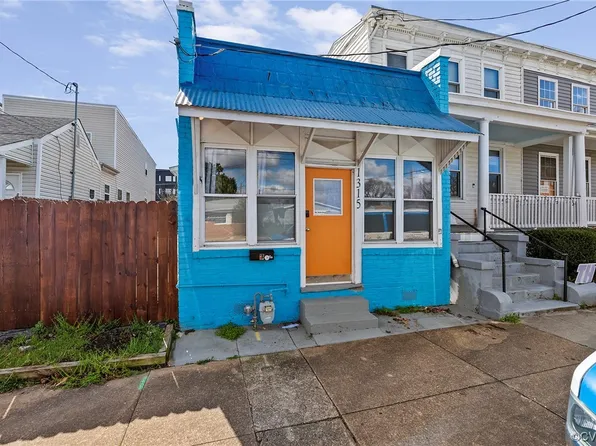 1315 W Leigh St, Richmond, VA 23220