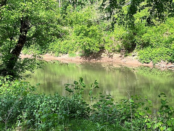 4th image of 2195 Sellers Road