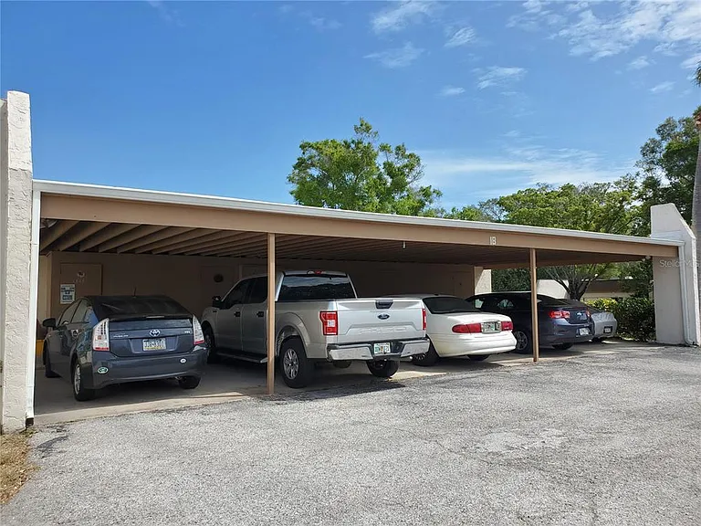 1400 Arrowhead Cir W — Photo 16