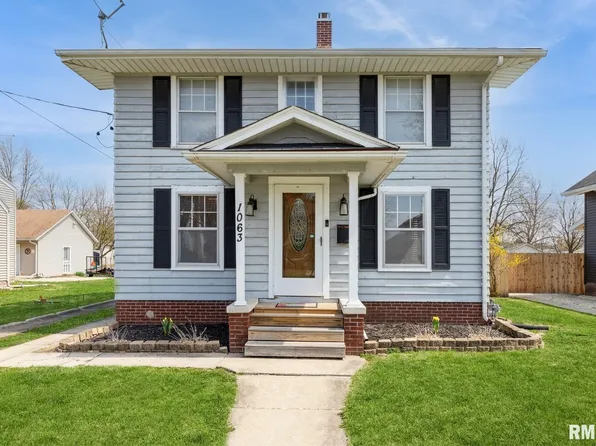 1063 Jefferson St, Galesburg, IL 61401