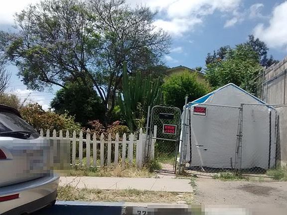 3rd image of 3257 Island Ave