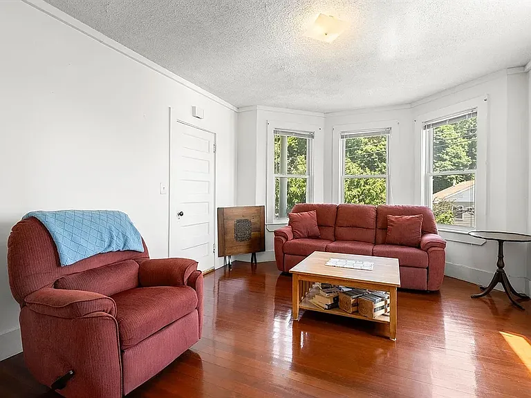 228-230 Euclid Ave #3 — Photo 10