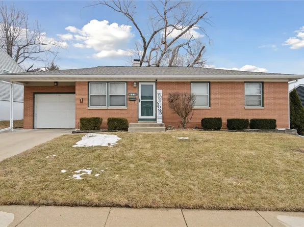 453 Owen St NW, Cedar Rapids, IA 52405