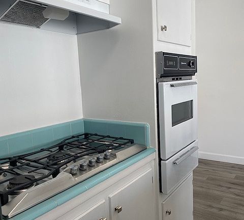 5th image of 1240 Manhattan Beach Blvd #B