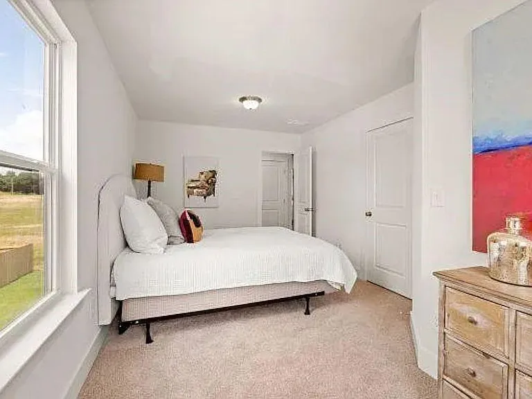 24 Garrison Dr — Photo 10