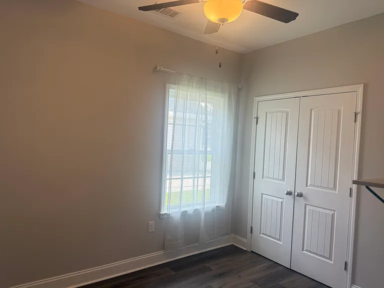 1214 Market Street Ext — Photo 9