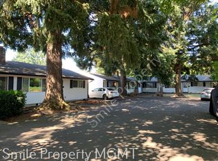 8395 SE Brooklyn St #1, Portland, OR