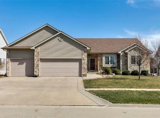 1109 NW Rolling Rock Rd, Ankeny, IA 50023