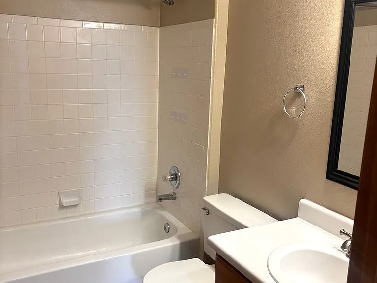 10318 Ravenswood Ln — Photo 14